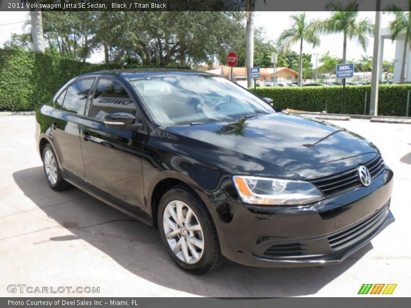 Black / Titan Black 2011 Volkswagen Jetta SE Sedan
