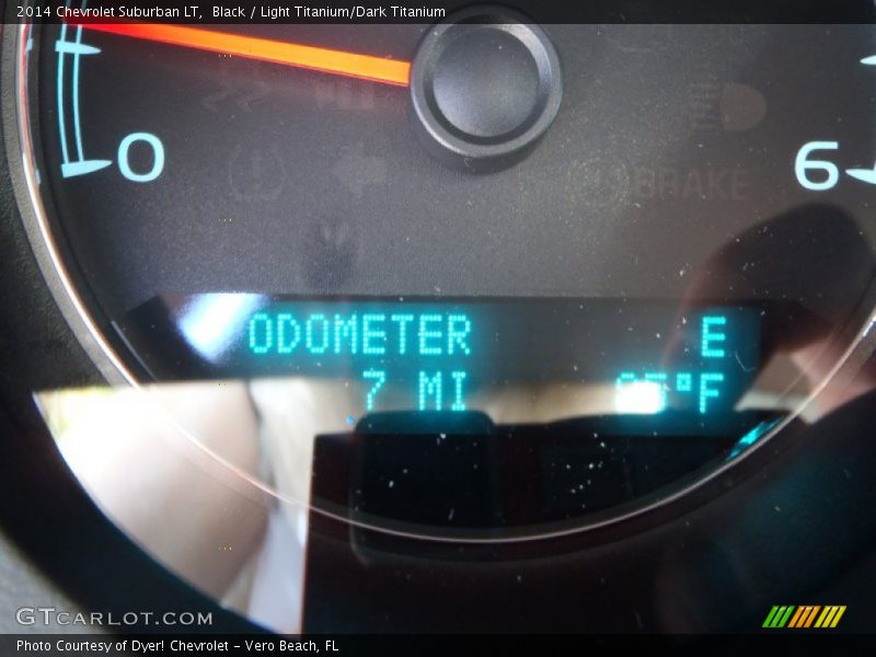 Black / Light Titanium/Dark Titanium 2014 Chevrolet Suburban LT