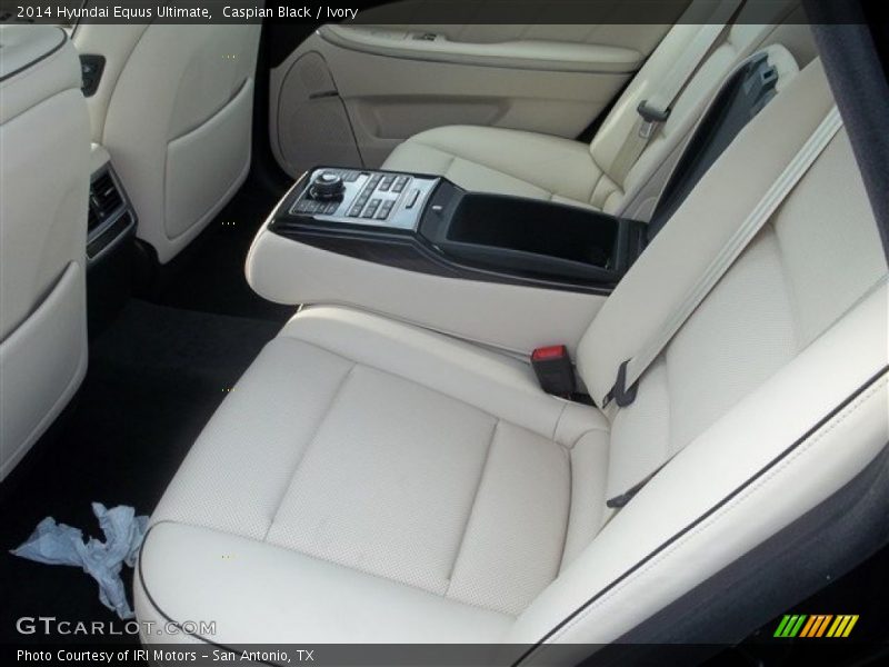 Rear Seat of 2014 Equus Ultimate