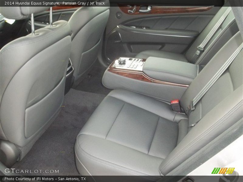 Rear Seat of 2014 Equus Signature