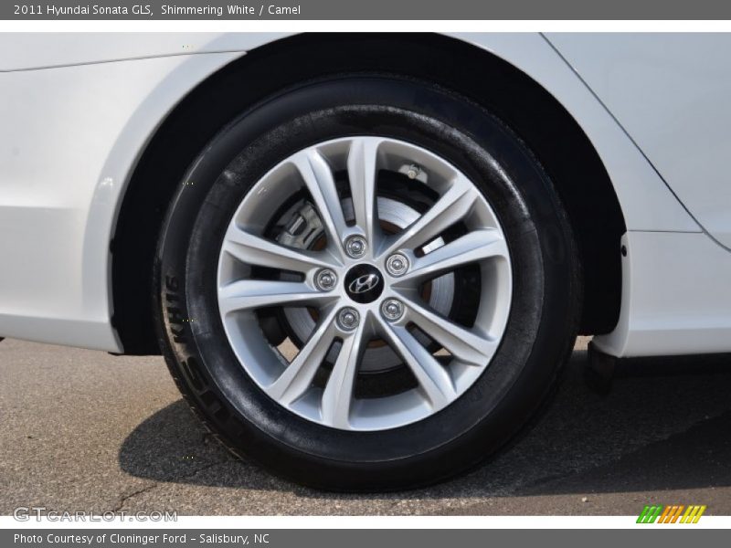 Shimmering White / Camel 2011 Hyundai Sonata GLS