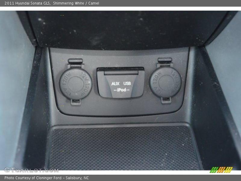 Shimmering White / Camel 2011 Hyundai Sonata GLS