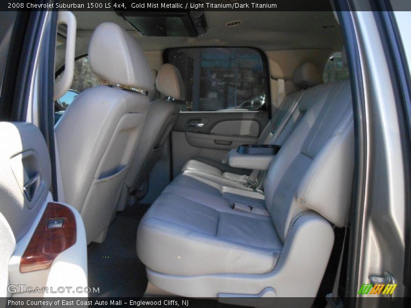 Gold Mist Metallic / Light Titanium/Dark Titanium 2008 Chevrolet Suburban 1500 LS 4x4