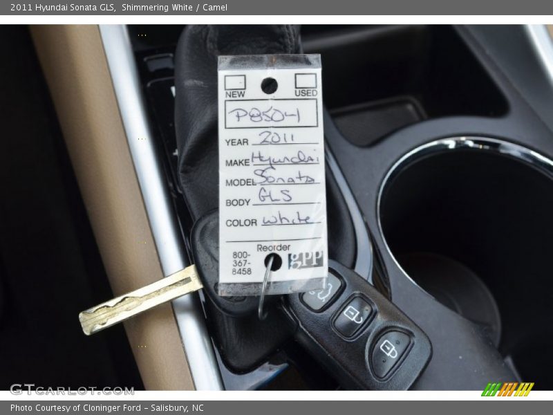 Shimmering White / Camel 2011 Hyundai Sonata GLS