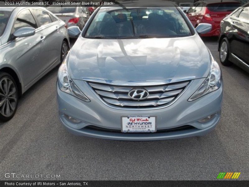 Iridescent Silver Blue Pearl / Black 2013 Hyundai Sonata SE