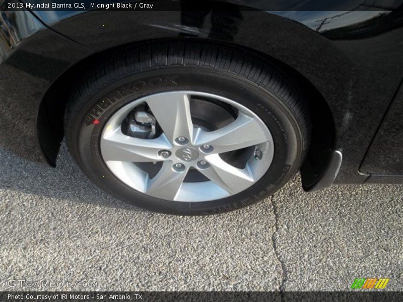 Midnight Black / Gray 2013 Hyundai Elantra GLS