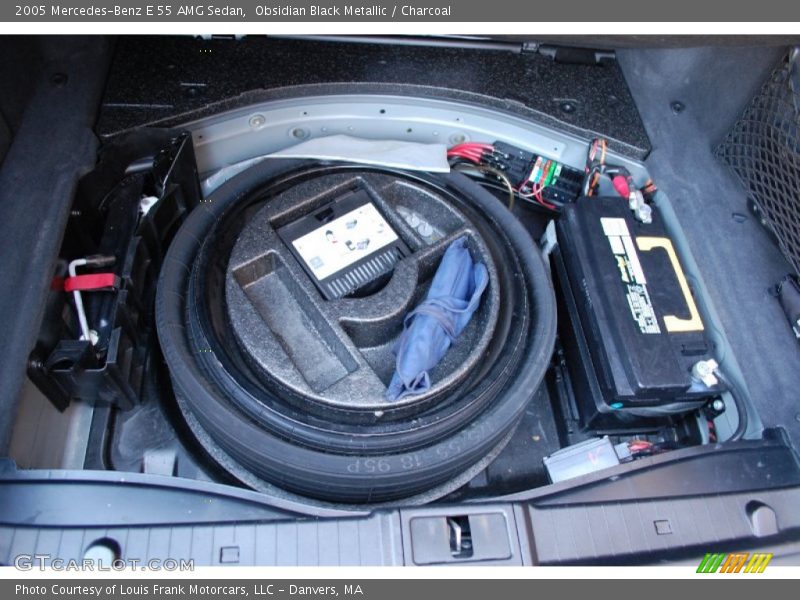 Tool Kit of 2005 E 55 AMG Sedan