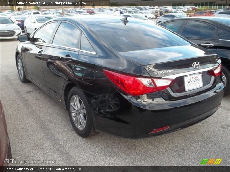 Midnight Black / Gray 2013 Hyundai Sonata GLS