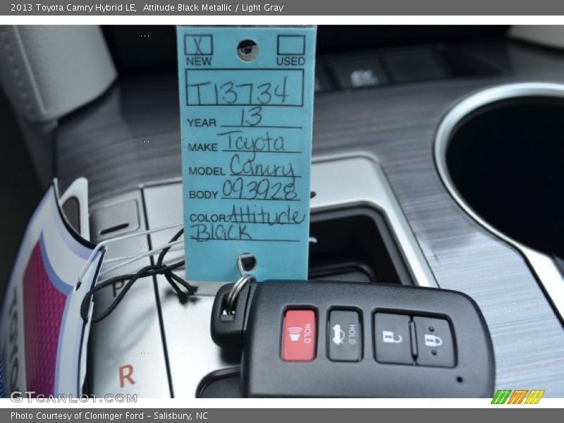 Attitude Black Metallic / Light Gray 2013 Toyota Camry Hybrid LE