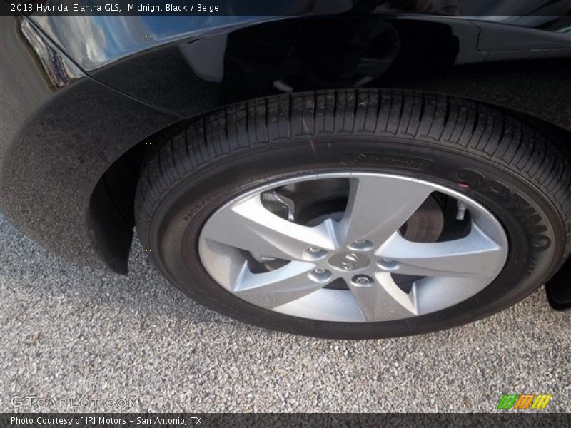 Midnight Black / Beige 2013 Hyundai Elantra GLS