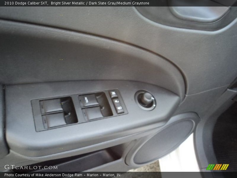 Bright Silver Metallic / Dark Slate Gray/Medium Graystone 2010 Dodge Caliber SXT