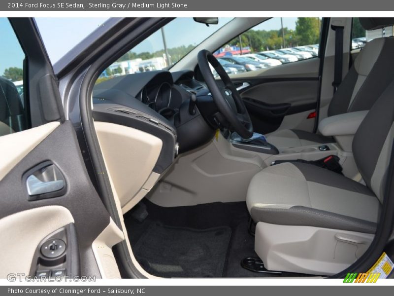 Sterling Gray / Medium Light Stone 2014 Ford Focus SE Sedan