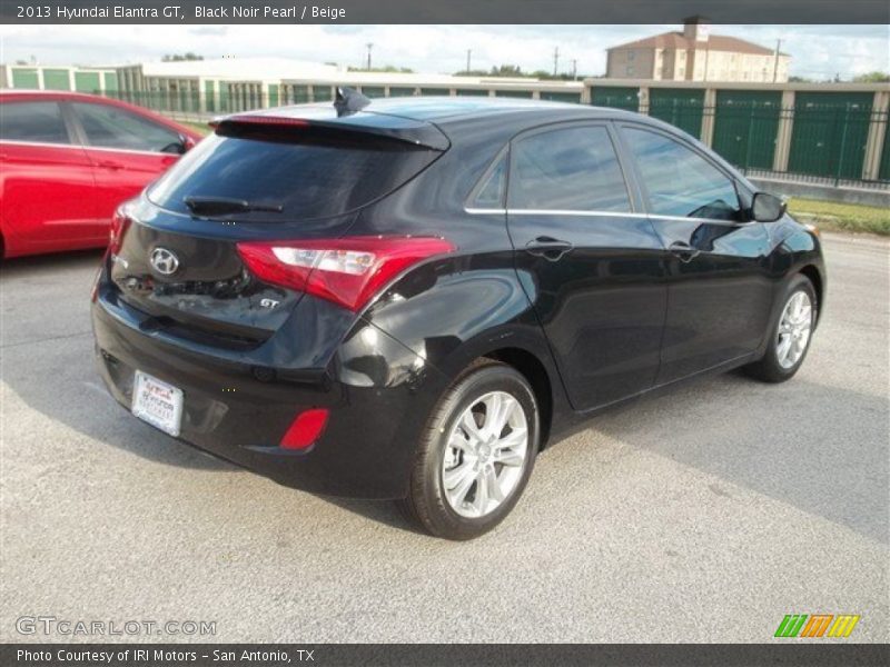 Black Noir Pearl / Beige 2013 Hyundai Elantra GT