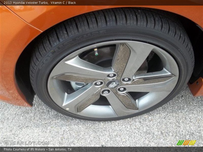 Vitamin C / Black 2013 Hyundai Veloster Turbo