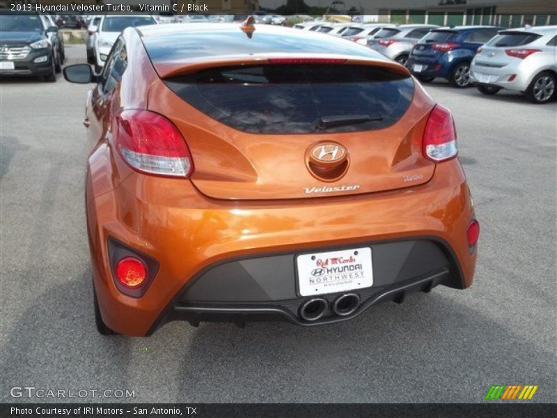Vitamin C / Black 2013 Hyundai Veloster Turbo
