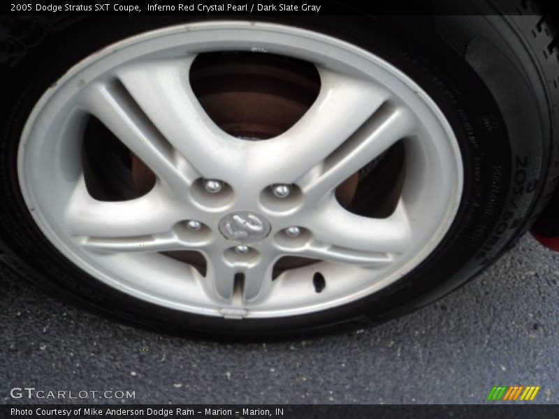  2005 Stratus SXT Coupe Wheel