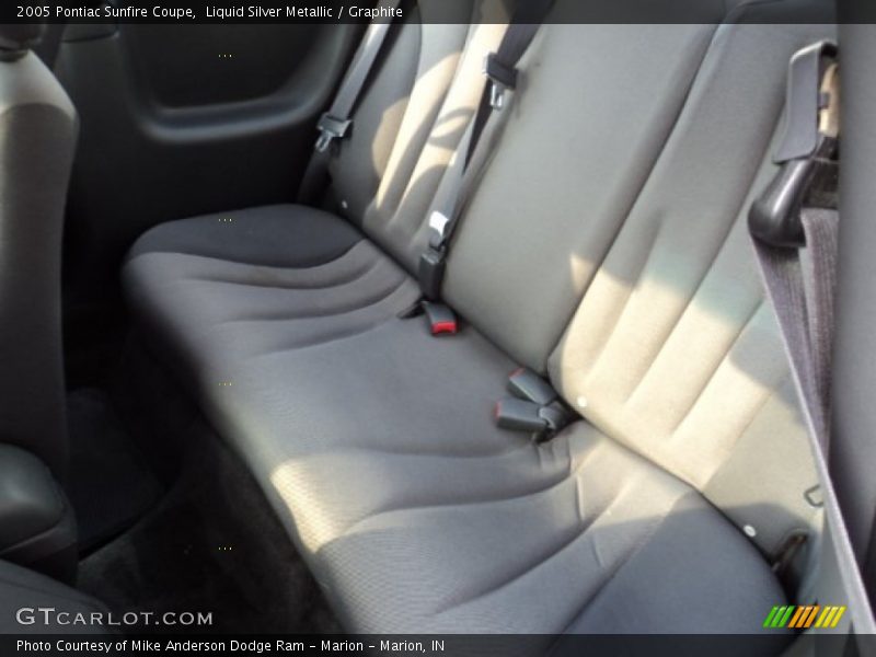 Liquid Silver Metallic / Graphite 2005 Pontiac Sunfire Coupe