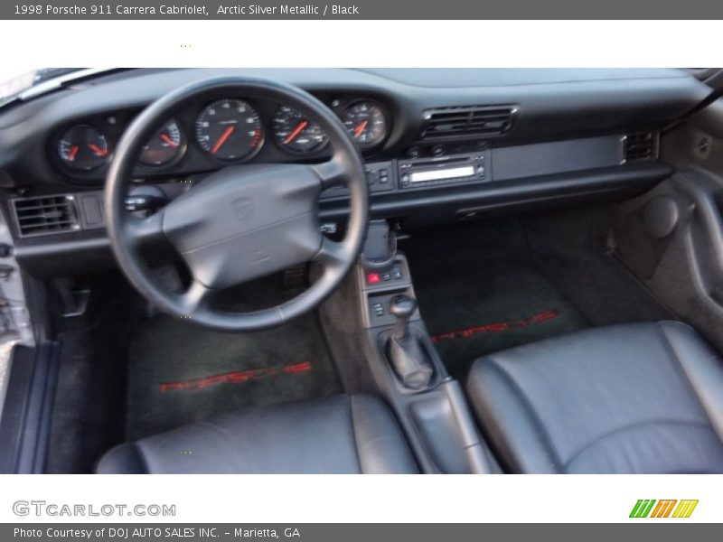 Dashboard of 1998 911 Carrera Cabriolet