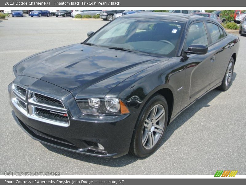 Phantom Black Tri-Coat Pearl / Black 2013 Dodge Charger R/T