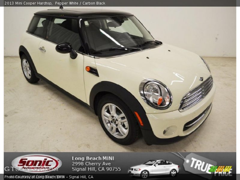 Pepper White / Carbon Black 2013 Mini Cooper Hardtop
