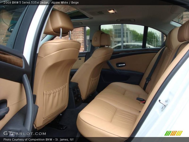 Alpine White / Beige 2009 BMW 5 Series 535xi Sedan