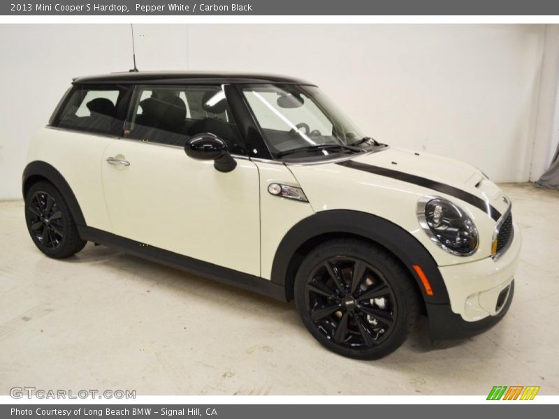 Pepper White / Carbon Black 2013 Mini Cooper S Hardtop