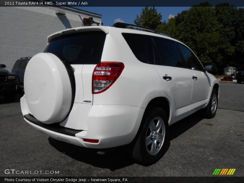 Super White / Ash 2011 Toyota RAV4 I4 4WD