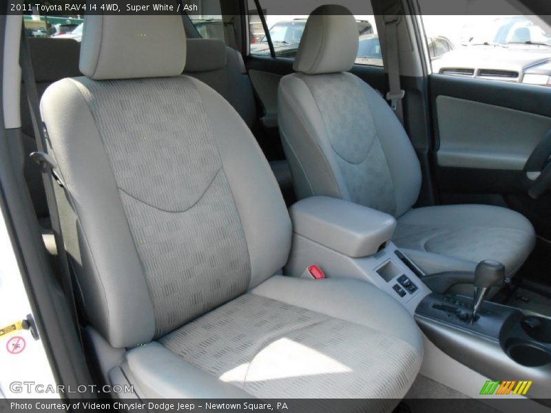 Super White / Ash 2011 Toyota RAV4 I4 4WD