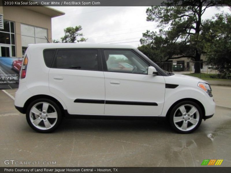Clear White / Red/Black Sport Cloth 2010 Kia Soul Sport