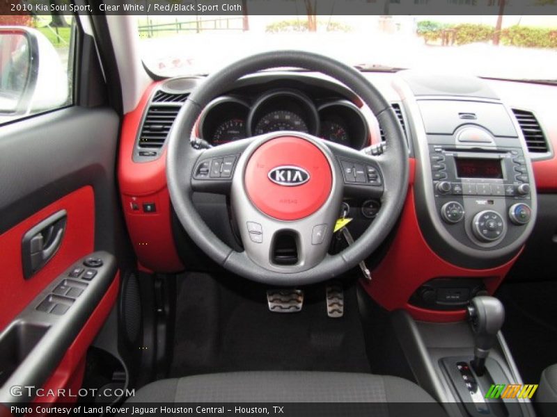Clear White / Red/Black Sport Cloth 2010 Kia Soul Sport