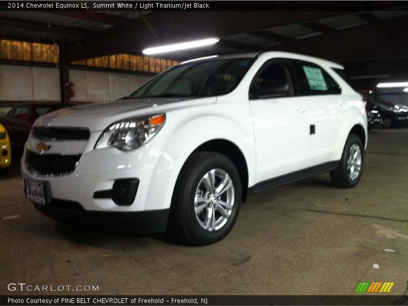 Summit White / Light Titanium/Jet Black 2014 Chevrolet Equinox LS