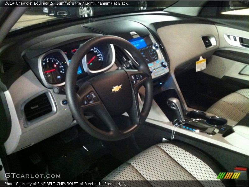 Summit White / Light Titanium/Jet Black 2014 Chevrolet Equinox LS
