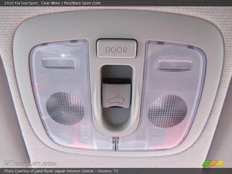 Clear White / Red/Black Sport Cloth 2010 Kia Soul Sport