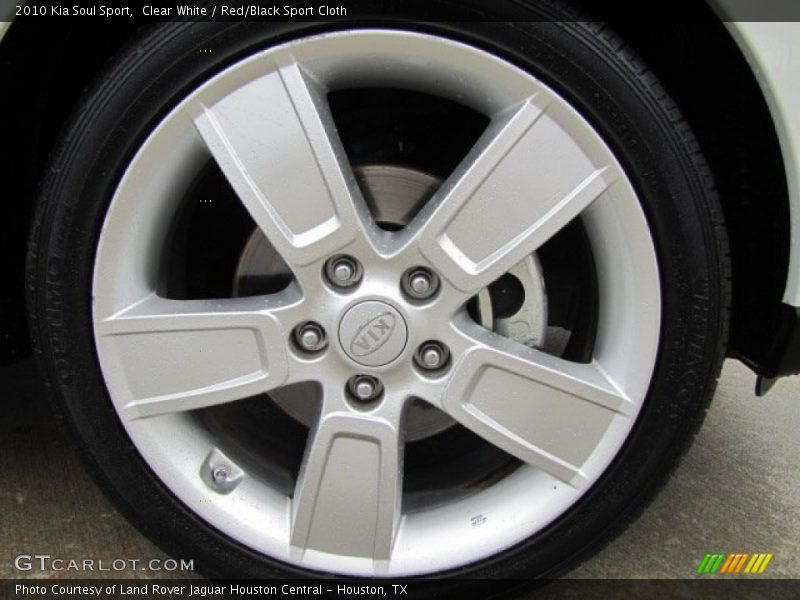 Clear White / Red/Black Sport Cloth 2010 Kia Soul Sport