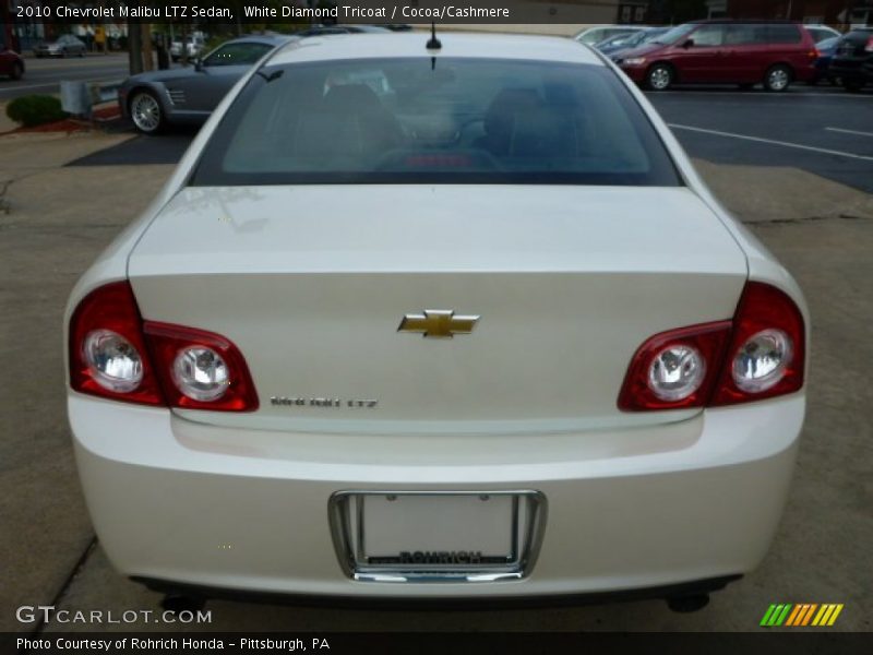 White Diamond Tricoat / Cocoa/Cashmere 2010 Chevrolet Malibu LTZ Sedan