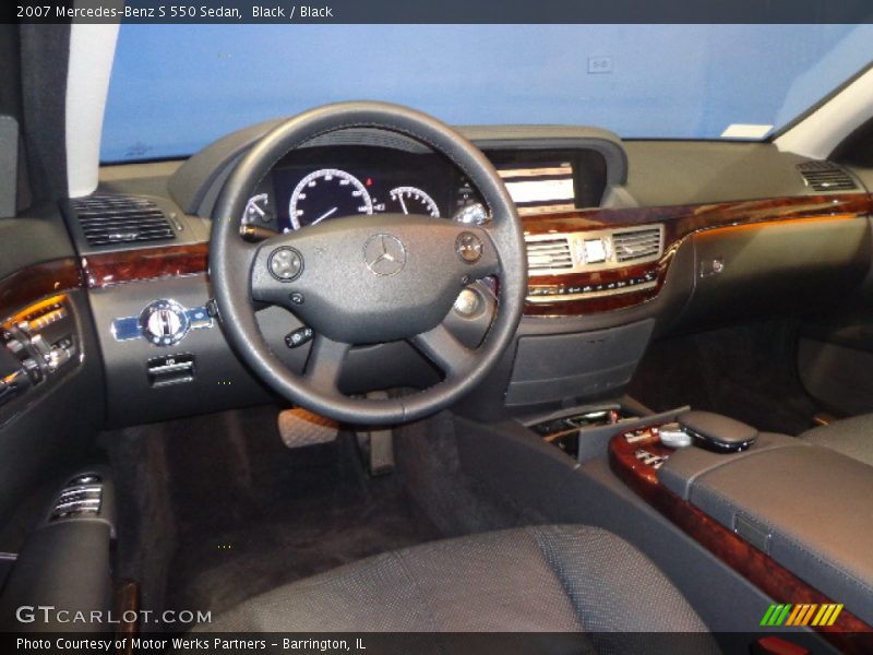 Black / Black 2007 Mercedes-Benz S 550 Sedan