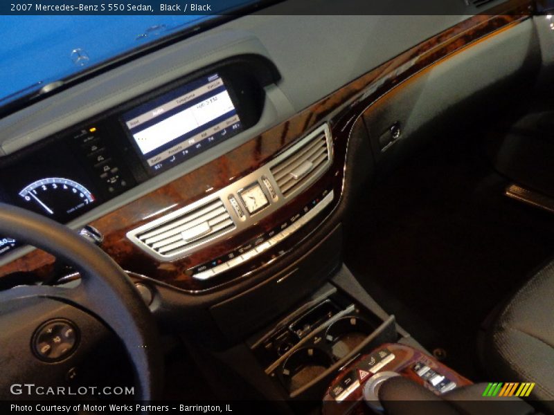 Black / Black 2007 Mercedes-Benz S 550 Sedan