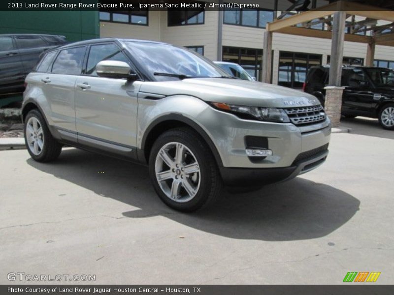 Ipanema Sand Metallic / Almond/Espresso 2013 Land Rover Range Rover Evoque Pure