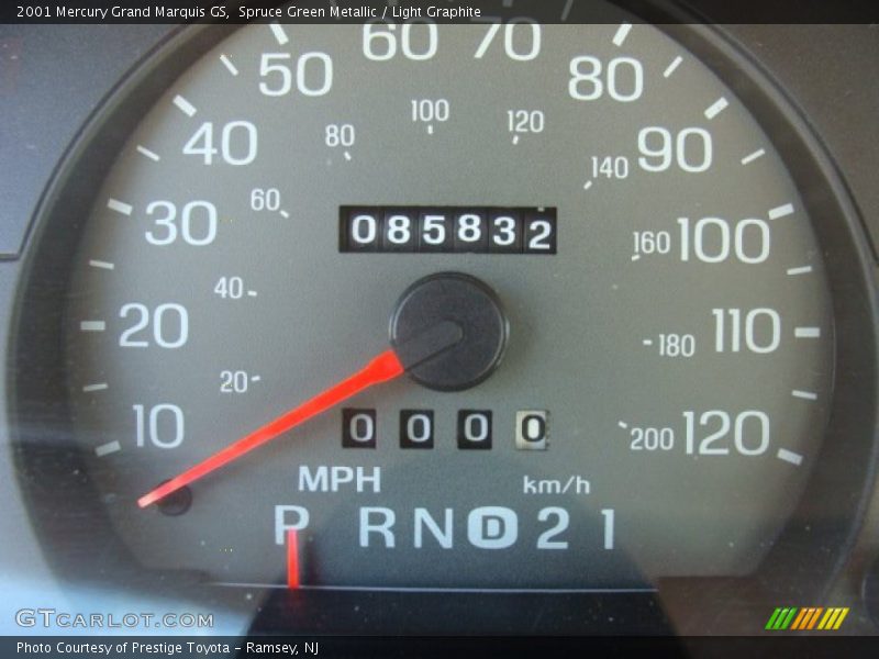 Spruce Green Metallic / Light Graphite 2001 Mercury Grand Marquis GS
