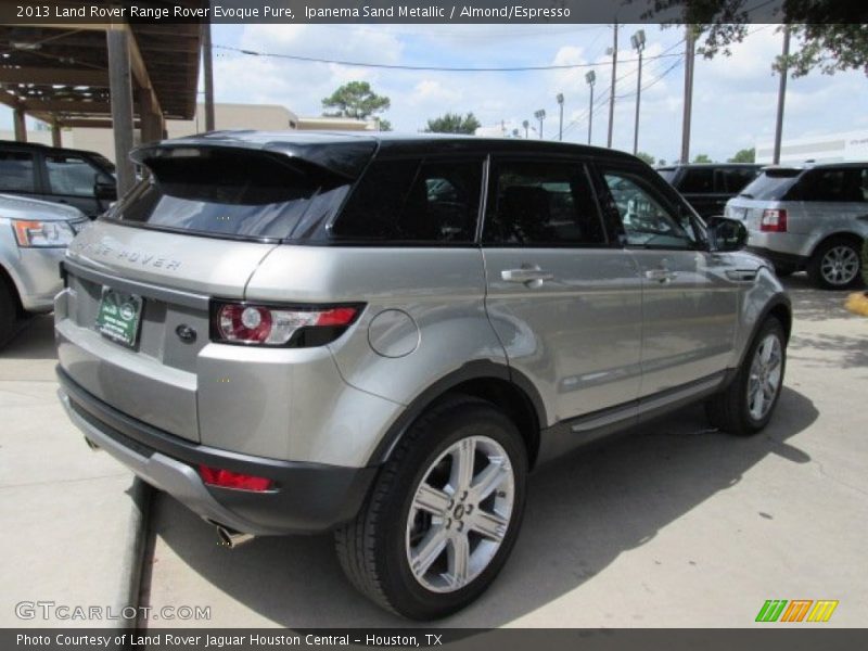 Ipanema Sand Metallic / Almond/Espresso 2013 Land Rover Range Rover Evoque Pure