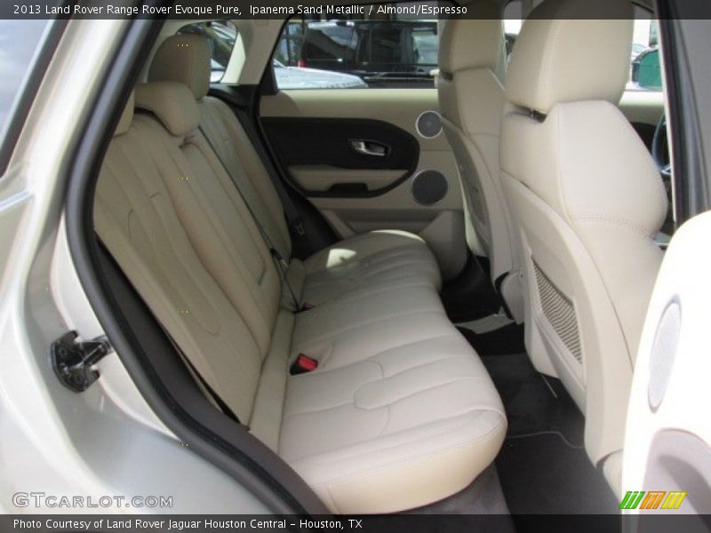 Ipanema Sand Metallic / Almond/Espresso 2013 Land Rover Range Rover Evoque Pure