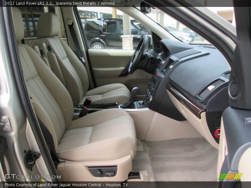 Ipanema Sand Metallic / Almond 2012 Land Rover LR2 3.2