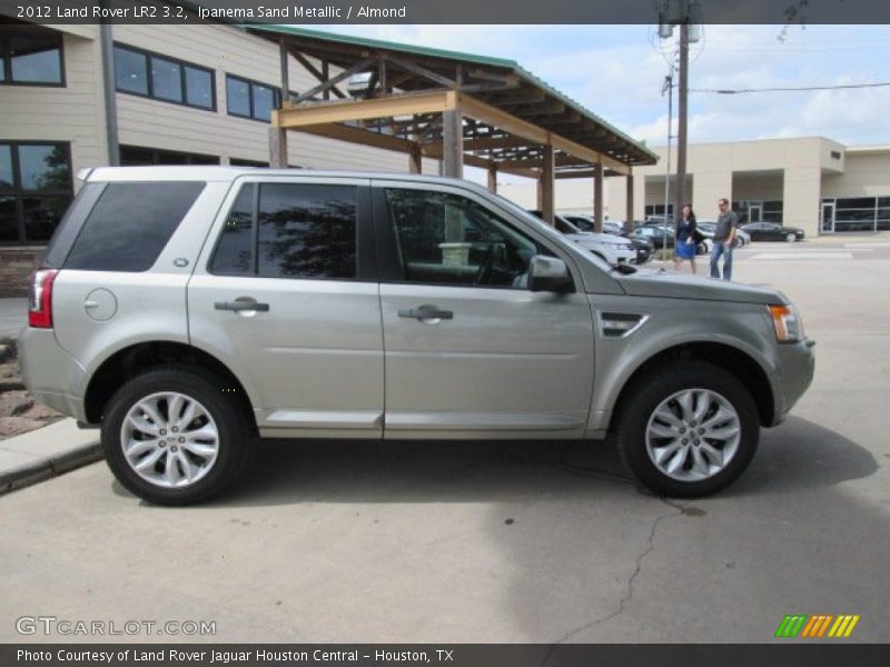 Ipanema Sand Metallic / Almond 2012 Land Rover LR2 3.2