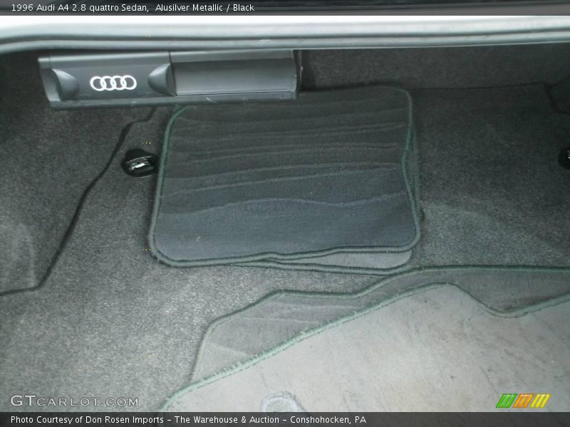 Alusilver Metallic / Black 1996 Audi A4 2.8 quattro Sedan