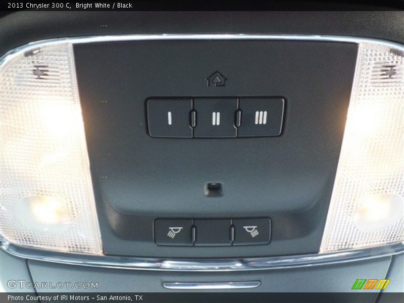 Bright White / Black 2013 Chrysler 300 C