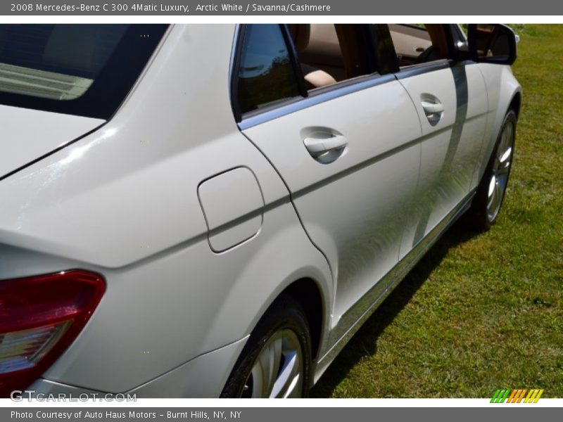 Arctic White / Savanna/Cashmere 2008 Mercedes-Benz C 300 4Matic Luxury