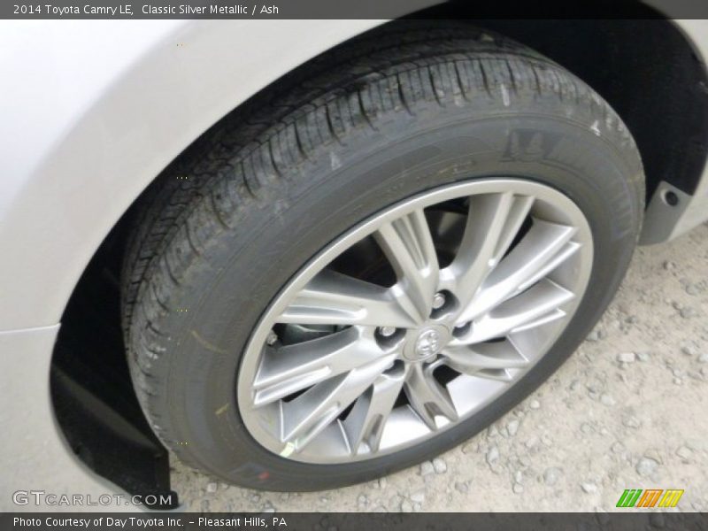 Classic Silver Metallic / Ash 2014 Toyota Camry LE