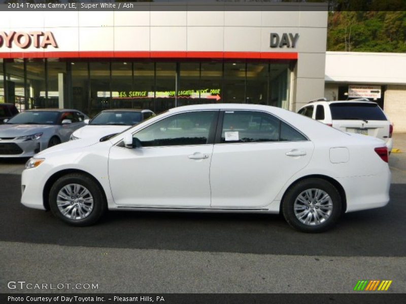 Super White / Ash 2014 Toyota Camry LE