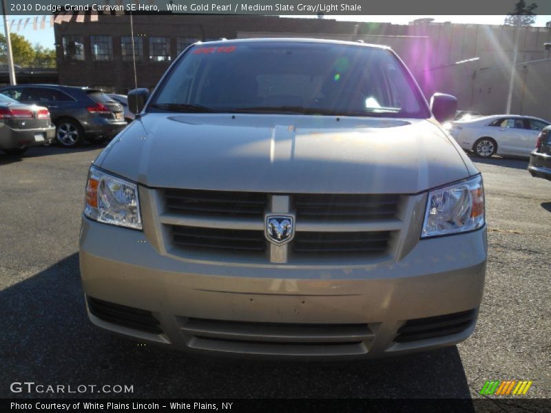 White Gold Pearl / Medium Slate Gray/Light Shale 2010 Dodge Grand Caravan SE Hero