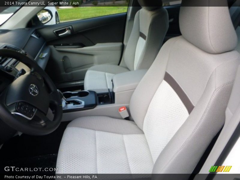 Super White / Ash 2014 Toyota Camry LE
